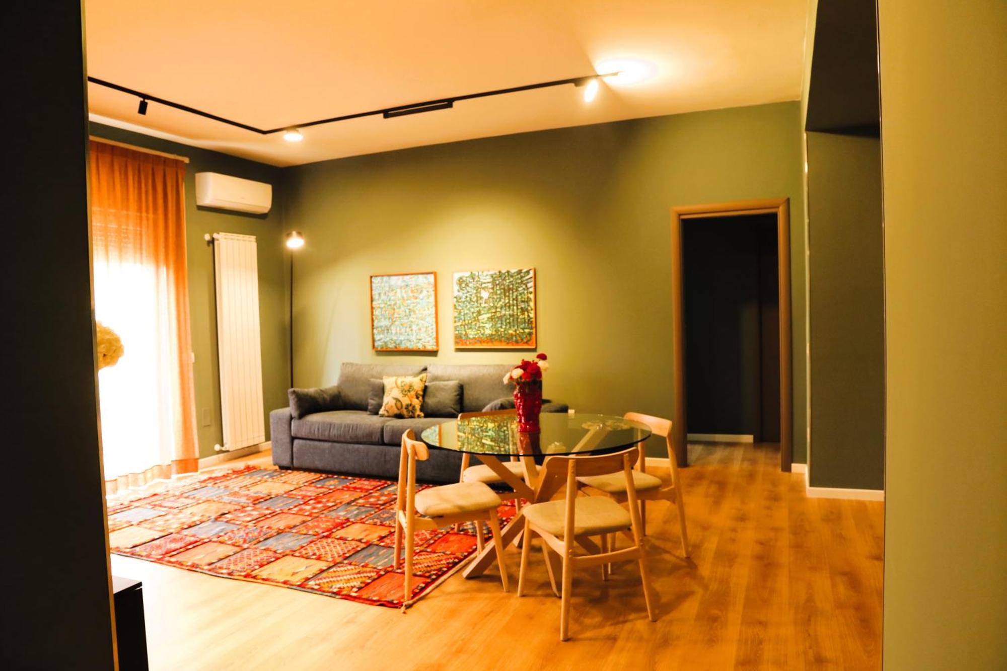 Anna & Salvo's House Apartment *