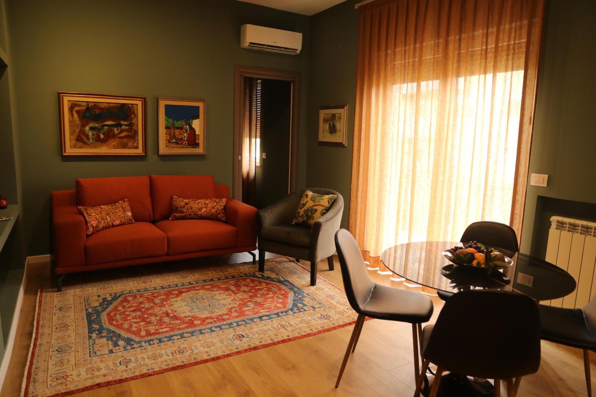 Anna & Salvo's House Apartment *